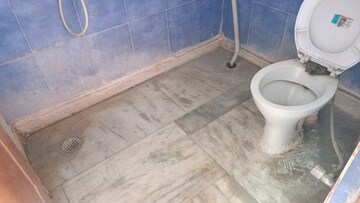 Bathroom in 1 BHK Builder Floor at Vaishali Sector 5 – for Sale