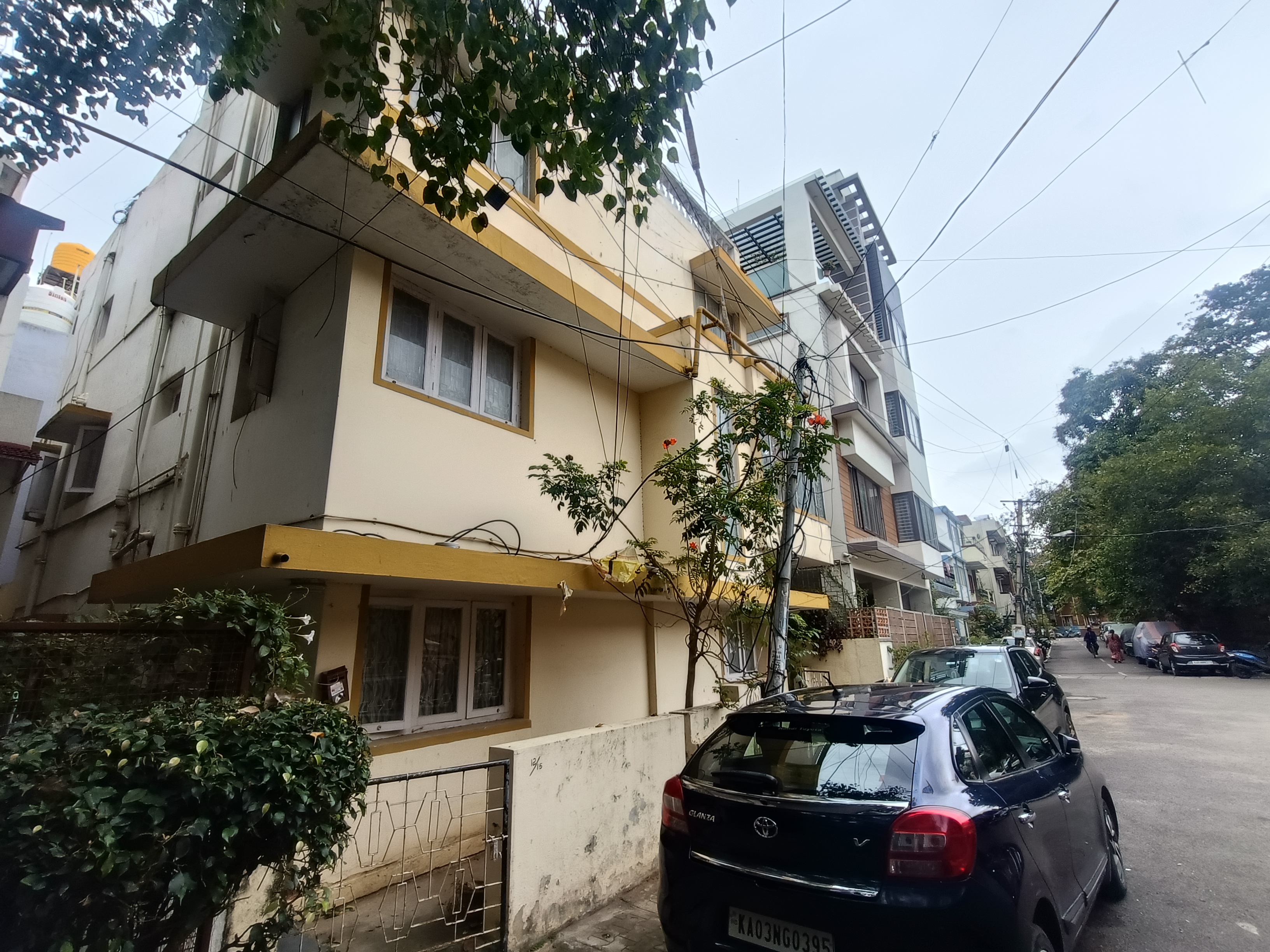 6 BHK + Pooja Room Independent House For Sale in Royal Property 