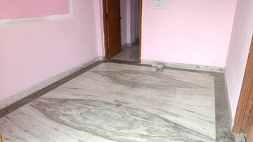Room in 1 BHK Builder Floor at Vaishali Sector 5 – for Sale