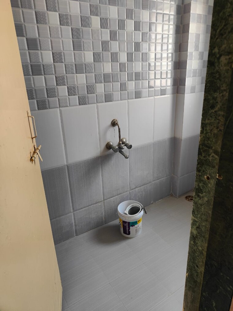 Bathroom, balaji-heights-ambegaon 2 Bedroom 870 Sq.Ft. Apartment In Ambegaon Budruk Pune 9553175