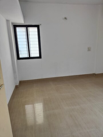 Room in 2 BHK Apartment at Balaji Heights Ambegaon, Ambegaon Budruk – for Rent