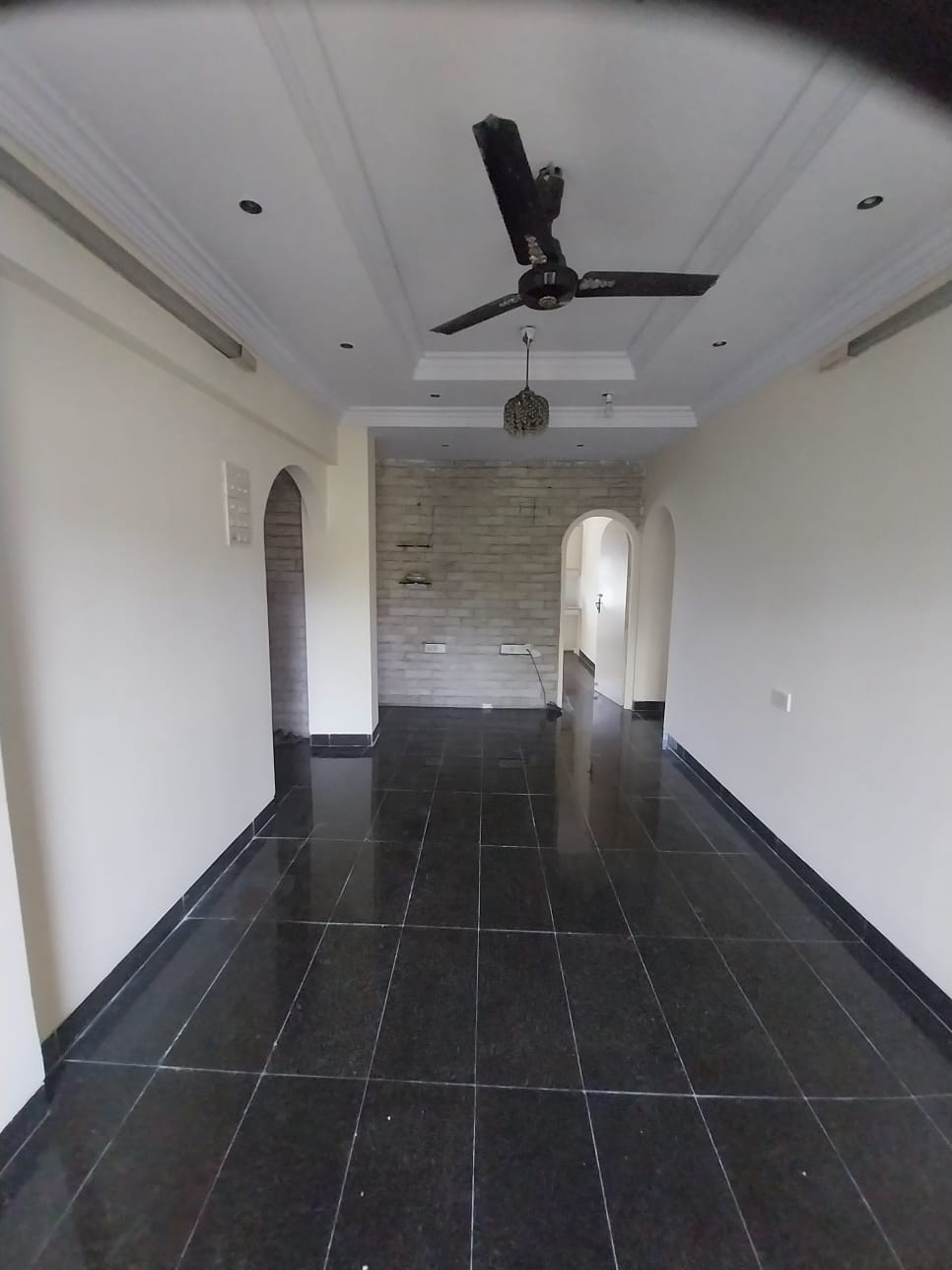 2 BHK Apartment For Rent in Raj Villa CHS
