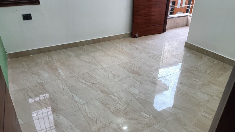 Room, sector 1 vaishali 3 Bedroom 1200 Sq.Ft. Builder Floor In Sector 1 Vaishali Ghaziabad 9553280