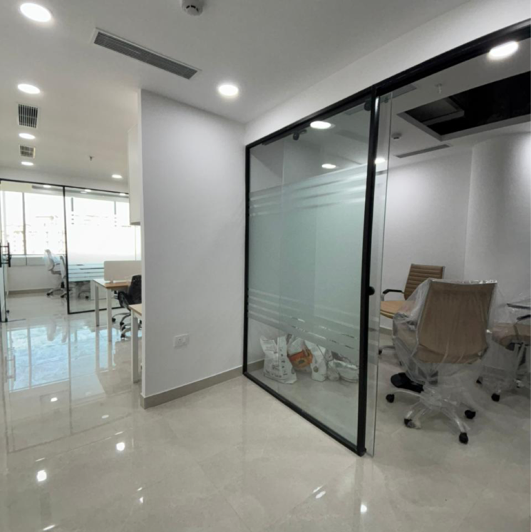 Room, spaze-itech-park Commercial Office Space 900 Sq.Ft. In Sispal Vihar Gurgaon 9553277