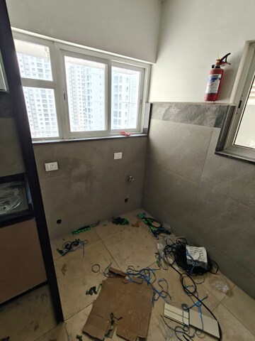 Bathroom in 4 BHK Apartment at Prestige Waterford, Whitefield – for Rent