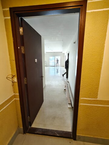 Building Lobby in 4 BHK Apartment at Prestige Waterford, Whitefield – for Rent