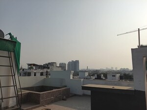 Kitchen in 4 BHK Builder Floor at Sector 46 – for Rent