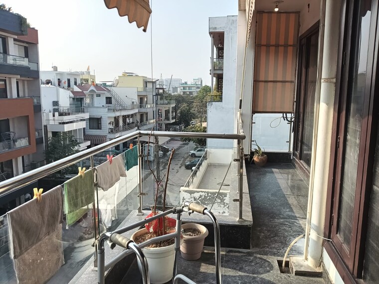 Balcony, sector 46 4 Bedroom 2700 Sq.Ft. Builder Floor In Sector 46 Gurgaon 9553129