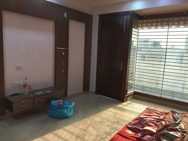 Bedroom, sector 46 4 Bedroom 2700 Sq.Ft. Builder Floor In Sector 46 Gurgaon 9553129