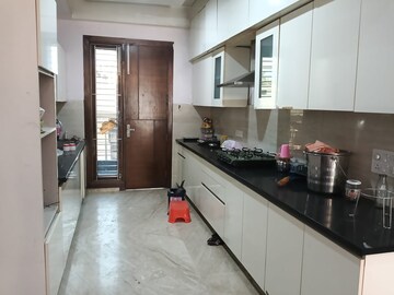 Kitchen in 4 BHK Builder Floor at Sector 46 – for Rent