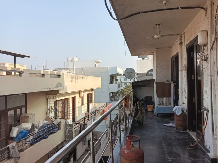 Balcony, sector 46 4 Bedroom 2700 Sq.Ft. Builder Floor In Sector 46 Gurgaon 9553129