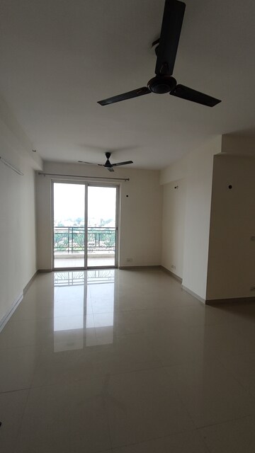 2.5 BHK Apartment For Rent in DLF Express Greens, Manesar Sector 1a