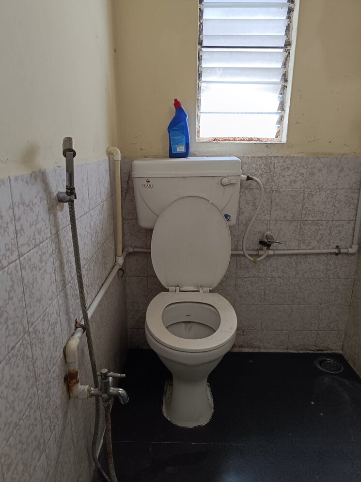 Bathroom, mantri-aangan 1 Bedroom 750 Sq.Ft. Apartment In Koregaon Park Pune 9553326