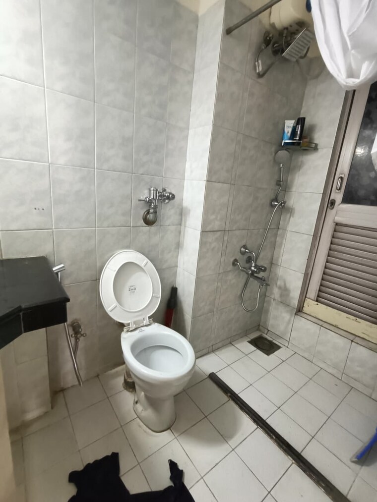 Bathroom, tata-symphony 2 Bedroom 1000 Sq.Ft. Apartment In Chandivali Mumbai 9553344