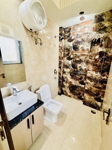 Master Bedroom in 2 BHK Builder Floor at Chattarpur – for Rent