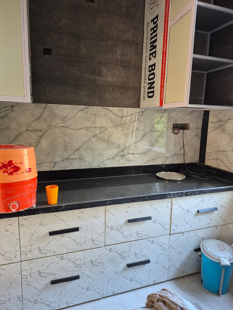 Master Bedroom, mayur vihar 1 3 Bedroom 1400 Sq.Ft. Apartment In Mayur Vihar 1 Delhi 9553391