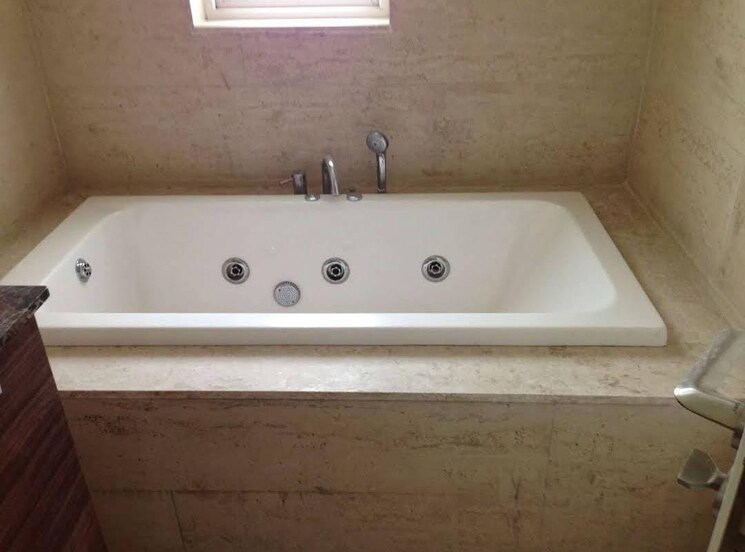 undefined, dlf-park-place 4 Bedroom 2700 Sq.Ft. Apartment In Sector 54 Gurgaon 9553393