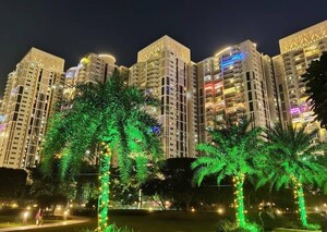 4 BHK Apartment – Exterior View View at DLF Park Place, Sector 54 - for Rent