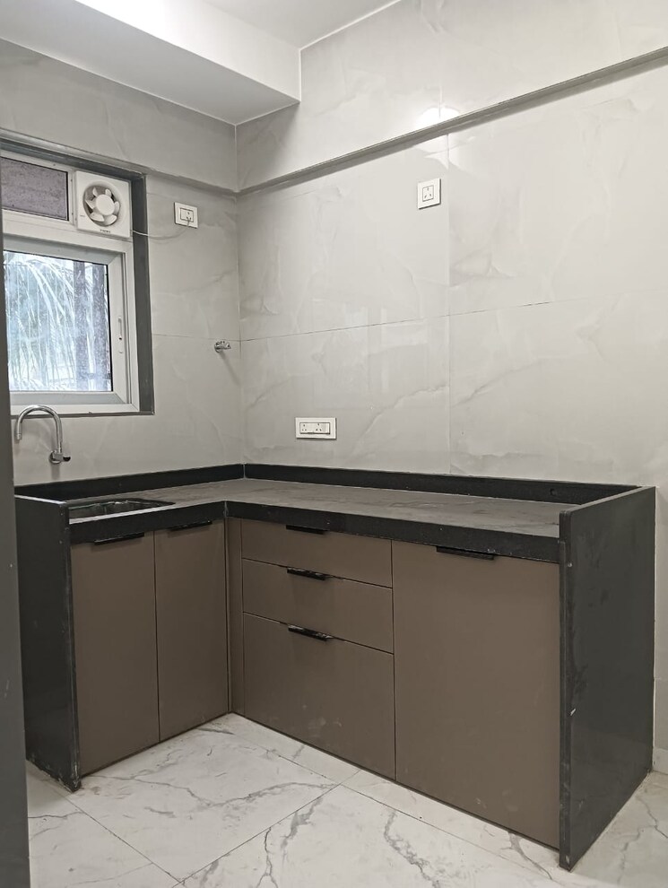 Kitchen, om-ganesh-chs 2 Bedroom 509 Sq.Ft. Apartment In Vikhroli East Mumbai 9553415