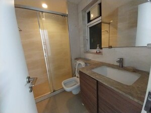 Bathroom in 3 BHK Apartment at DLF Park Place, Sector 54 – for Rent