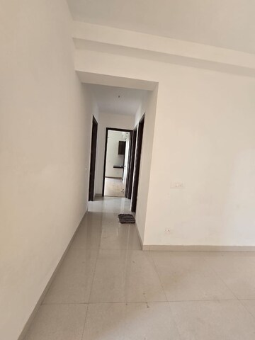 Room in 2 BHK Apartment at Paras Irene, Sector 70a – for Rent