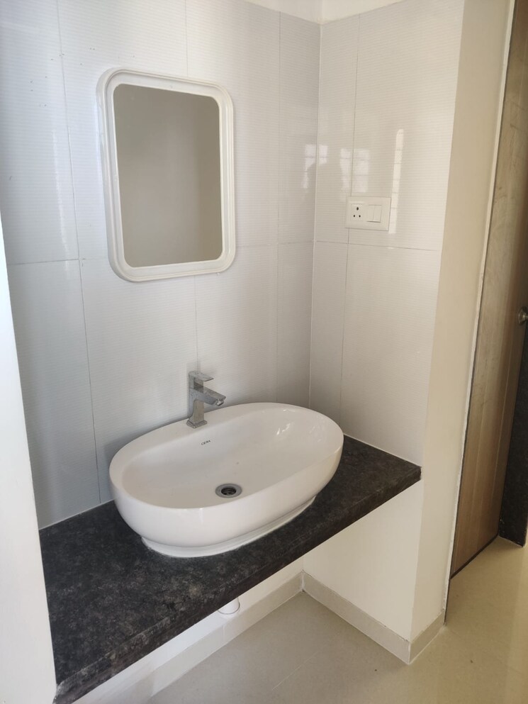 Bathroom, loharuka-little-earth-phase-ii 2 Bedroom 979 Sq.Ft. Apartment In Kiwale Pune 9553474