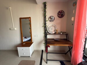 Furnished Amenities in 3 BHK Apartment at Vastu Tower, Malad West – for Rent