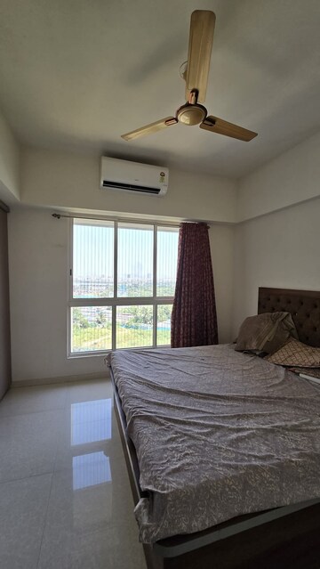 Bedroom in 2 BHK Apartment at Lodha Amara, Kolshet Road – for Rent