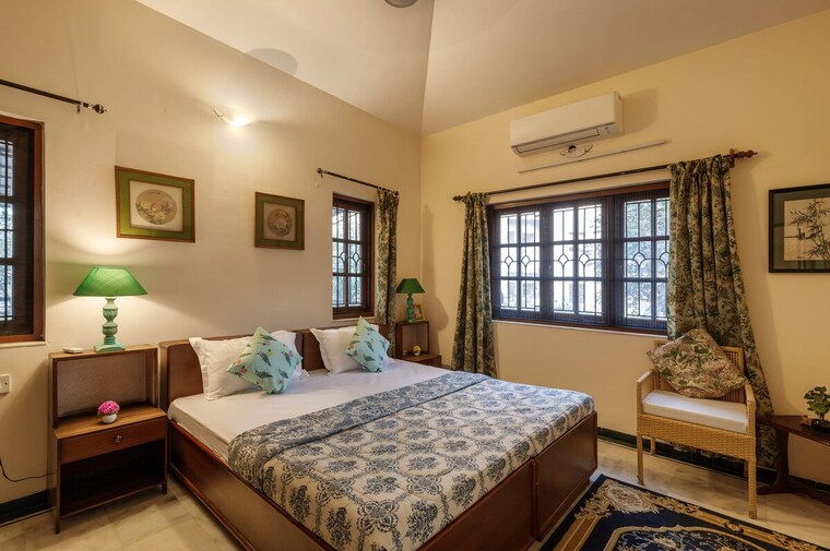Bedroom, adarsh-palm-meadows 4 Bedroom 3400 Sq.Ft. Villa In Whitefield Bangalore 9553548