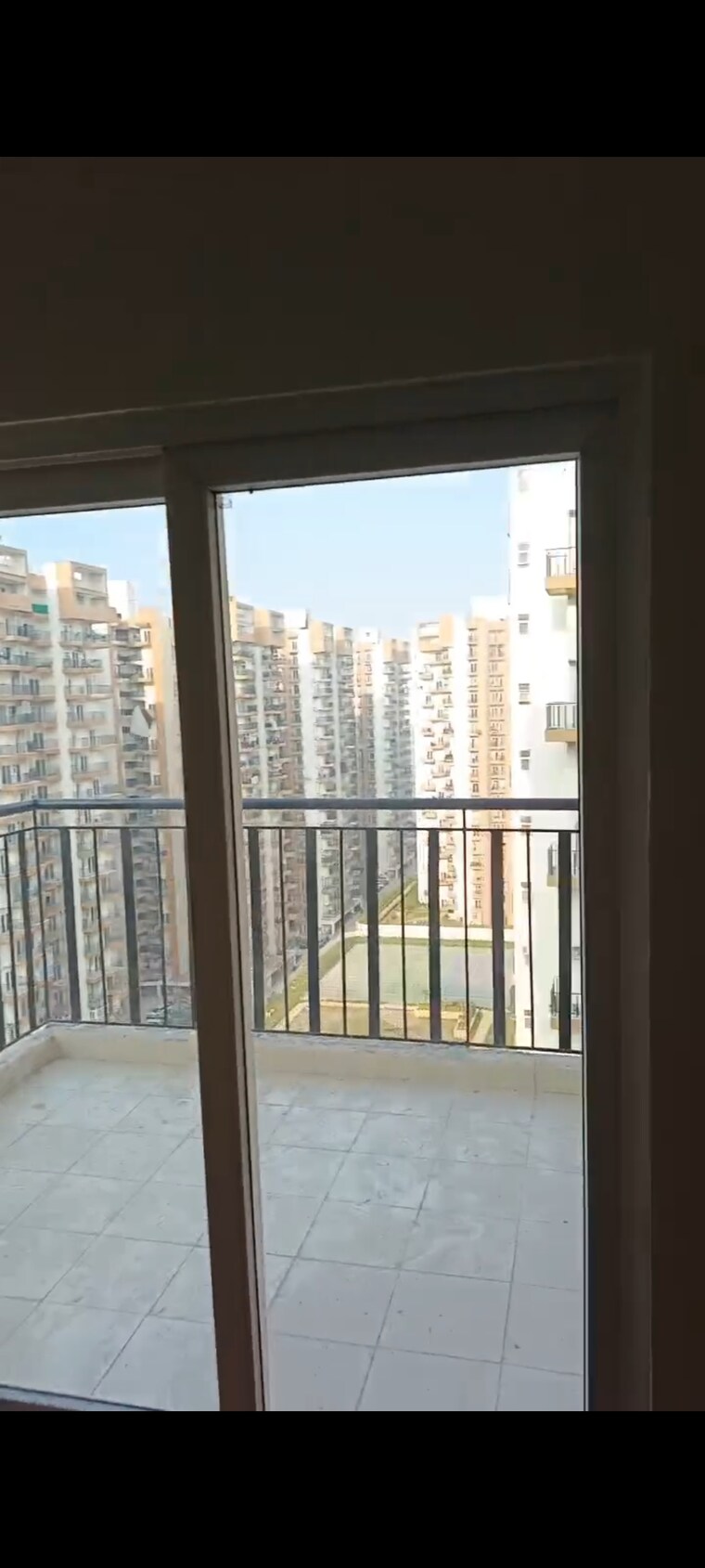 Room, amrapali-terrace-homes 3 Bedroom 1400 Sq.Ft. Apartment In Tech Zone 4 Greater Noida Greater Noida 9553531