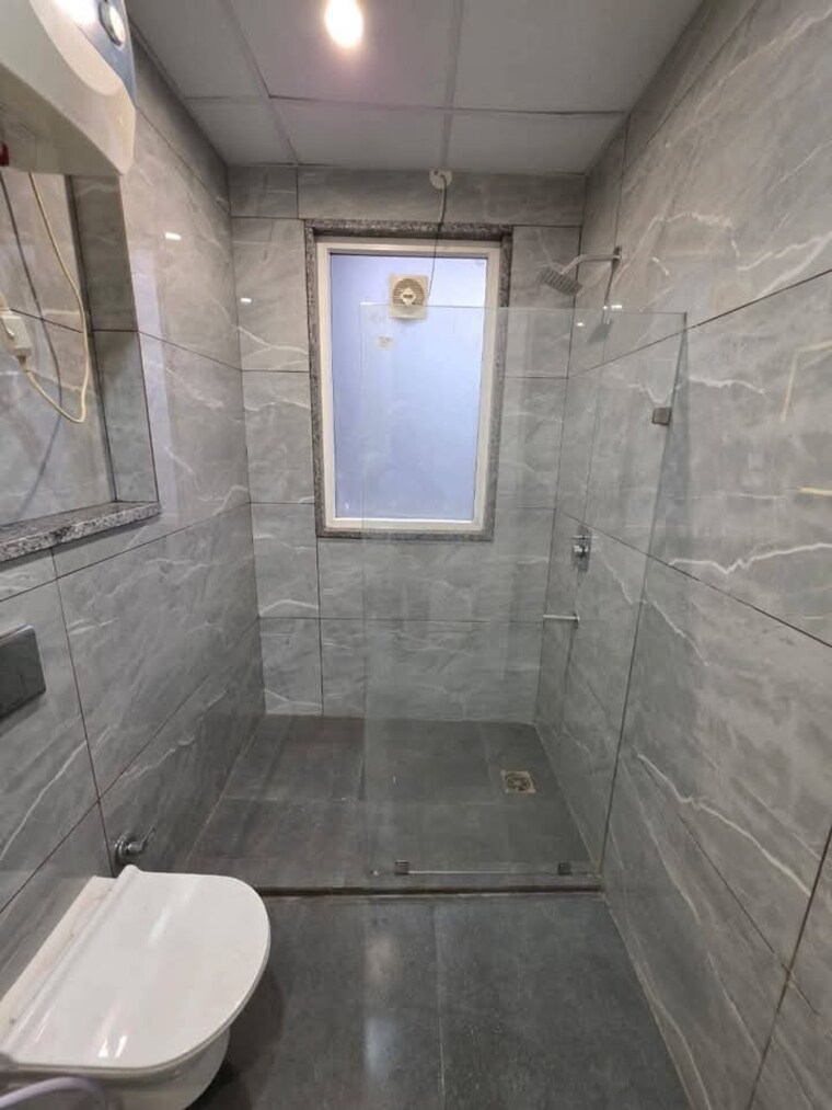 Bathroom, saket 1 Bedroom 700 Sq.Ft. Apartment In Saket Delhi 9553529