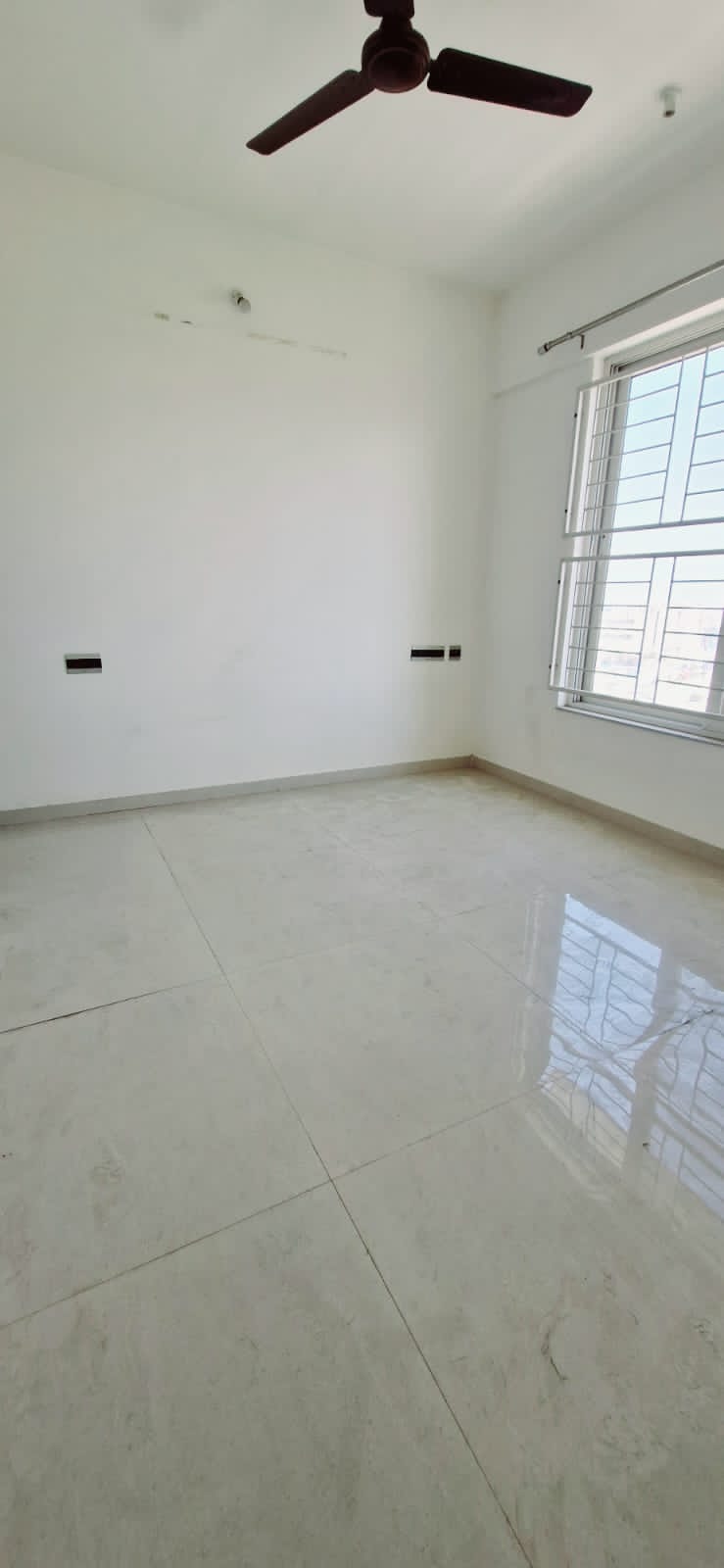 2 BHK + Servant Room Apartment For Rent in Nyati Equatorial