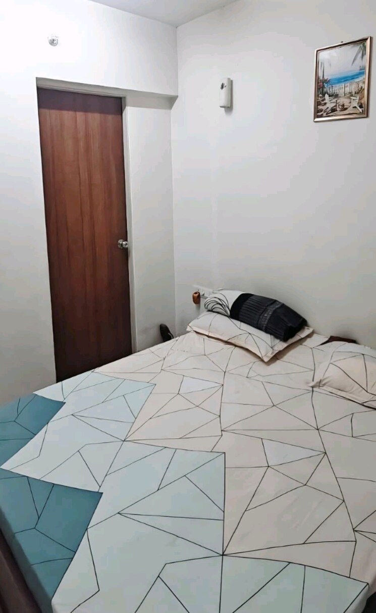 Bedroom, lodha-crown-quality-homes 1 Bedroom 500 Sq.Ft. Apartment In Majiwada Thane 9553559