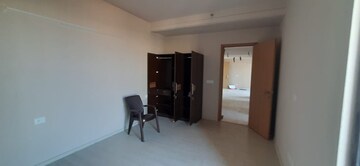 Room in 2 BHK Apartment at M3M Skywalk, Sector 74 – for Rent