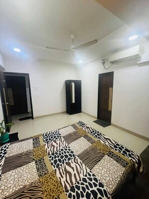 Bedroom in 2 BHK Apartment at Saket – for Rent