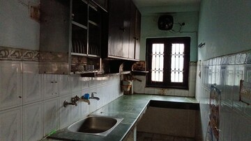 Kitchen in 1 BHK Builder Floor at Vaishali Sector 5 – for Rent