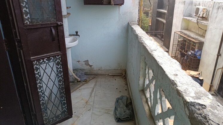 Balcony, vaishali sector 5 1 Bedroom 560 Sq.Ft. Builder Floor In Vaishali Sector 5 Ghaziabad 9553665