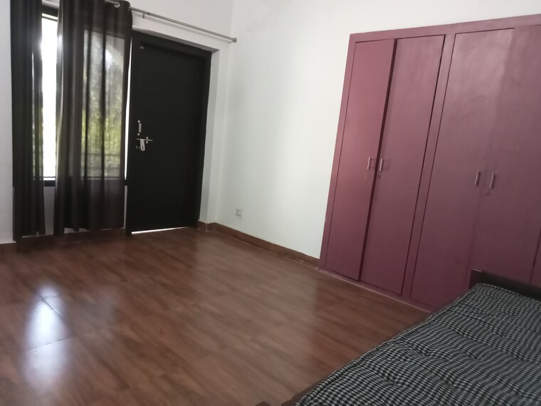 Room, gomti nagar 2 Bedroom 1000 Sq.Ft. Builder Floor In Gomti Nagar Lucknow 9553686