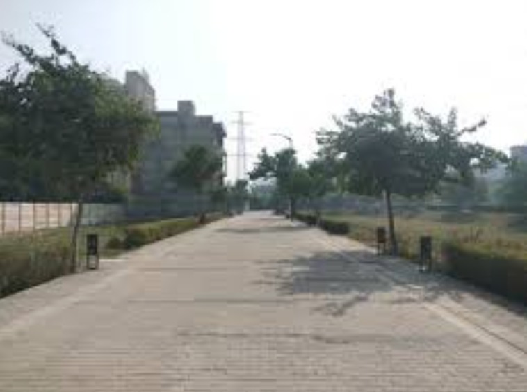 Plot For Sale in Dist 1 Bptp Block A Secto