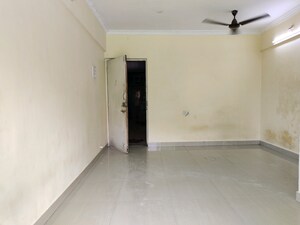 Room in 2 BHK Apartment at Shiv Residency Ulwe, Ulwe Sector 21 – for Rent