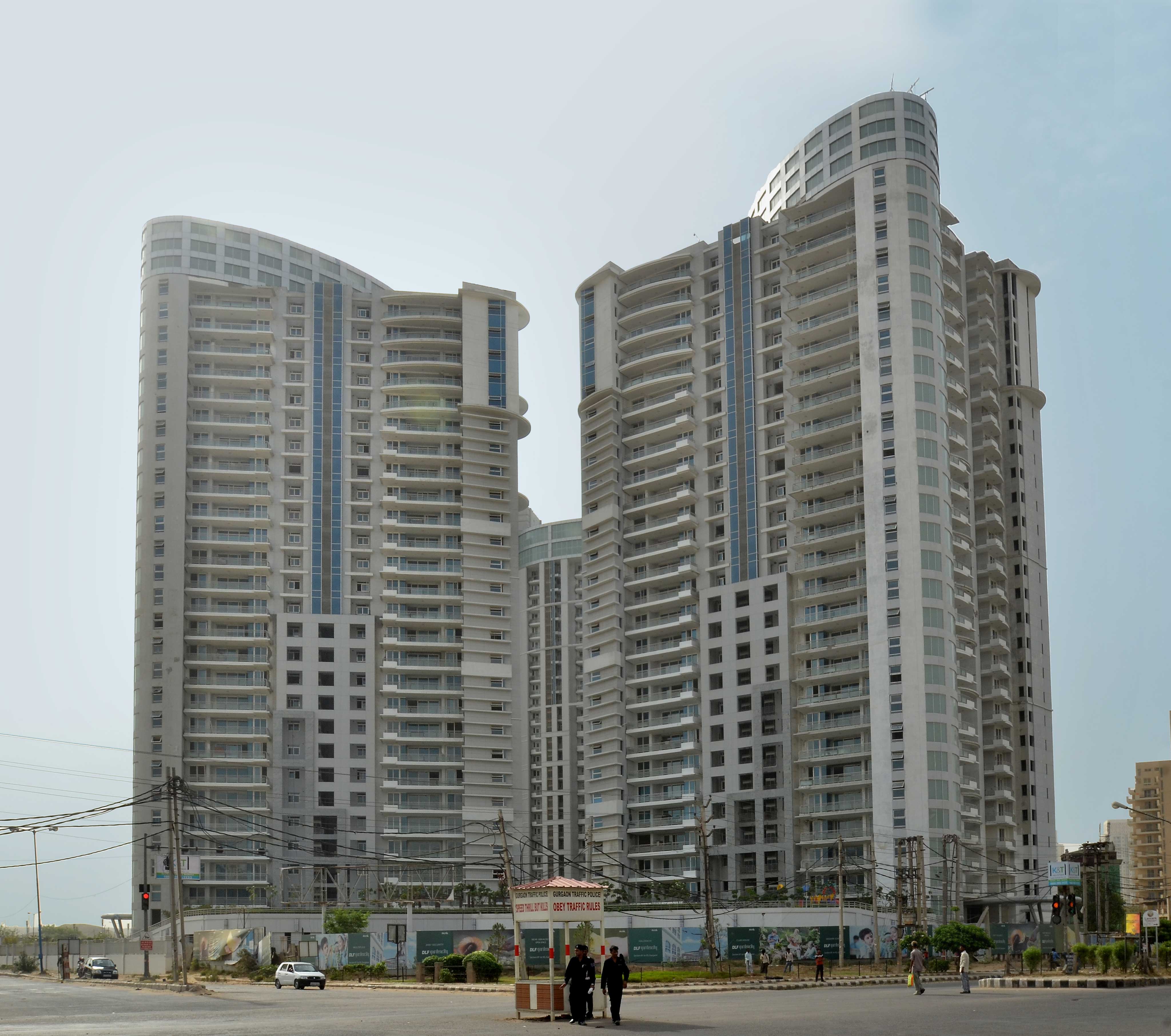 4 BHK + Servant Room 4200 Sq.Ft. Apartment in DLF The Belaire