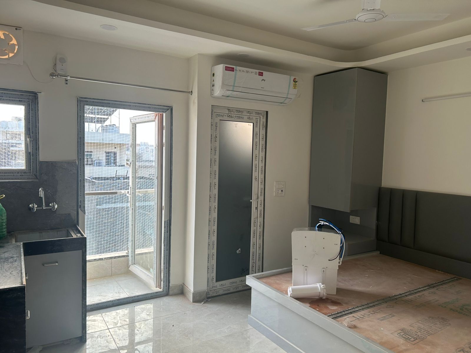 StudioBuilder Floor For Rent in B Block 