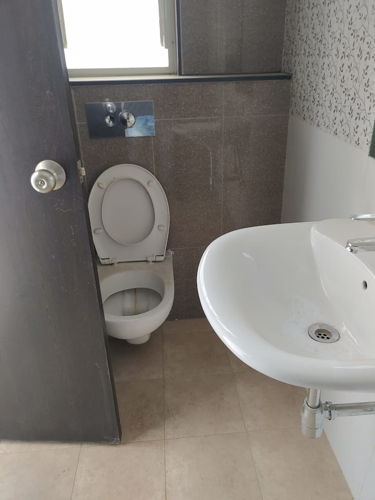 Bathroom, kolte-patil-stargaze 4 Bedroom 2200 Sq.Ft. Apartment In Bavdhan Pune 9553757