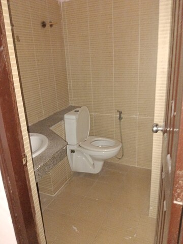Bathroom in 3 BHK Builder Floor at Rps Palms, Sector 88 – for Rent