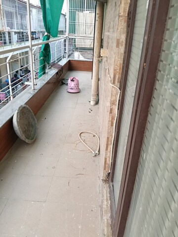 Balcony in 3 BHK Builder Floor at Rps Palms, Sector 88 – for Rent