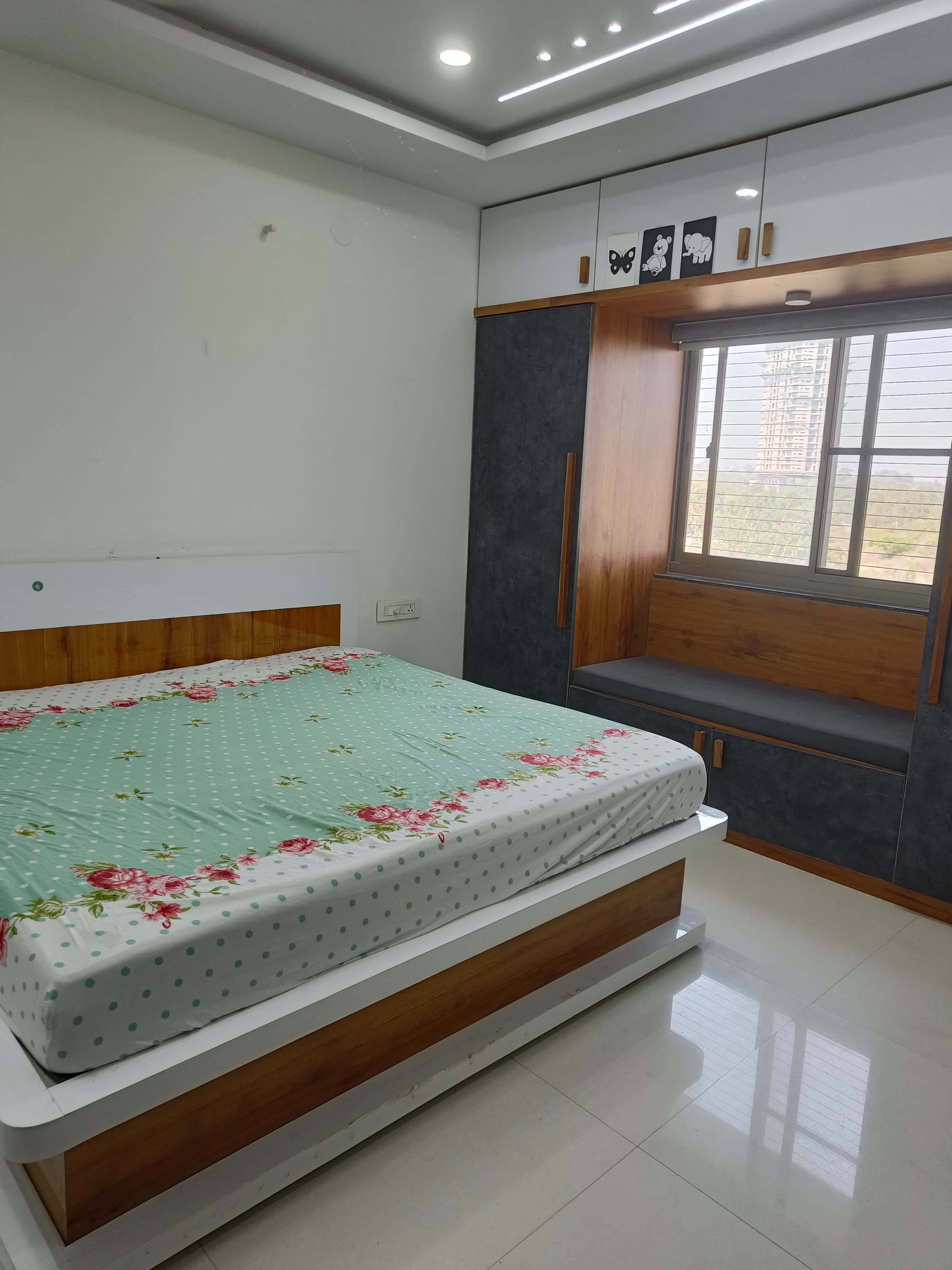 2 BHK + Pooja Room Apartment For Rent in Frontline Seven