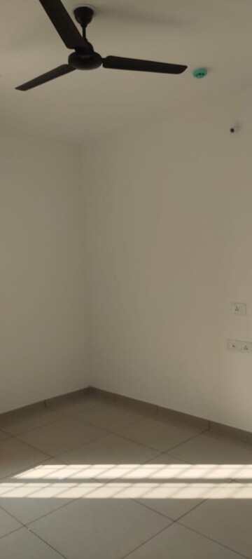 Room in 1 BHK Apartment at Kolte Patil Life Republic, Hinjewadi – for Rent