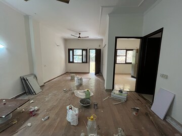 2 BHK Builder Floor For Rent in Sushant Vyapaar Kendra, Dlf Phase iv