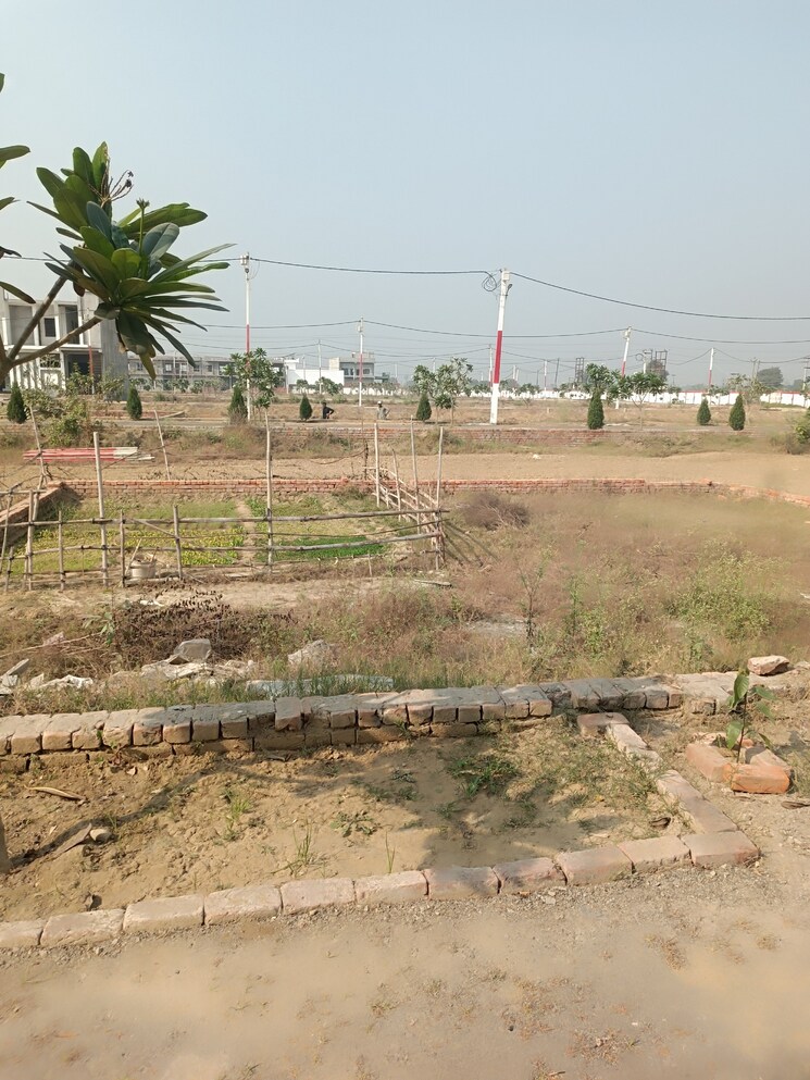 undefined, modipuram  102 Sq.Yd. Plot In Modipuram Meerut 9553843