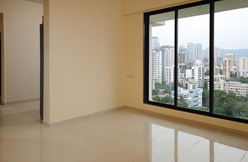 Room in 6+ BHK Apartment at Earth Terrace, Goregaon West – for Rent